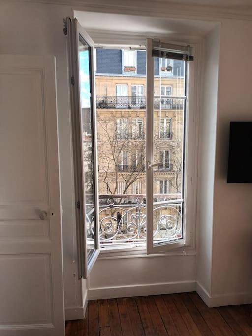 Tres Parisien Et Ensoleille Apartment ภายนอก รูปภาพ